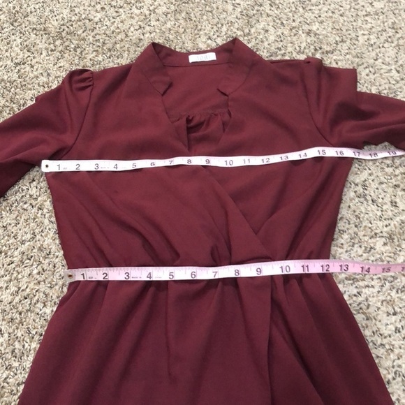 Tobi Dress Size Small Maroon Red Long Sleeve Faux Wrap Tulip Hem - Picture 7 of 9